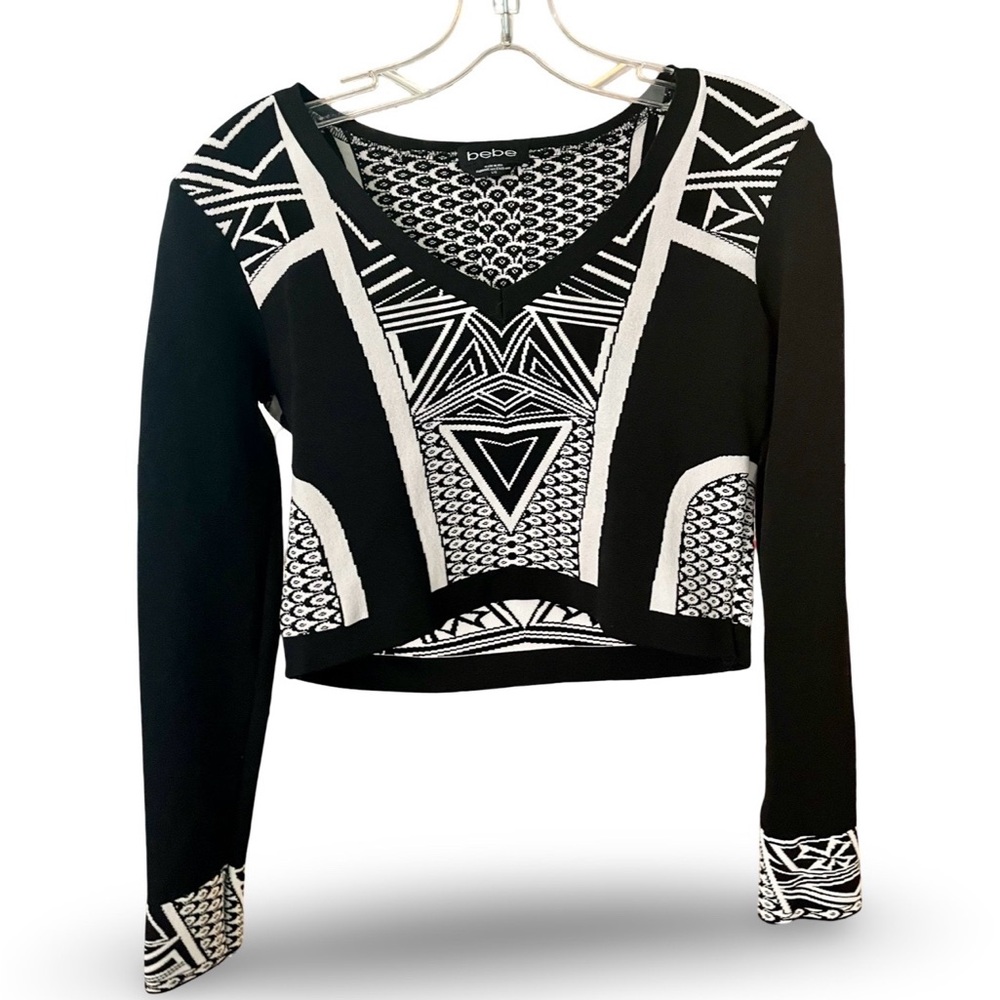 Bebe Monochrome Geometric Long Sleeve Top